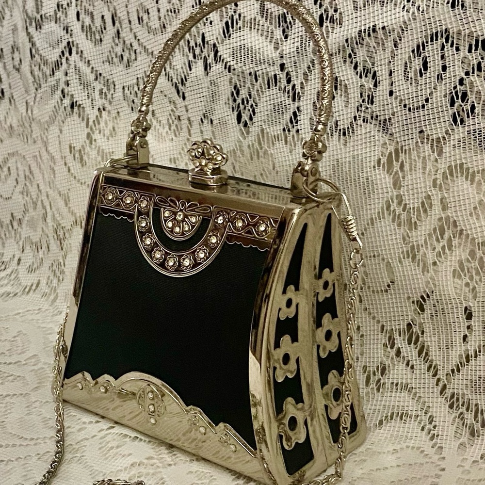 Vintage, Boxy Silver Metal Satchel-Crossbody
